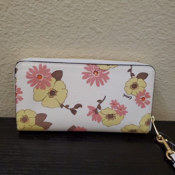 Coach Long Zip Around Wallet With Floral Cluster Print - Picture 10 of 16